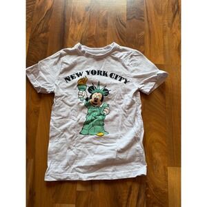 Disney Graphic Tee Kids‎ Size 5/6 White  Minnie Mouse Statue of Liberty New York